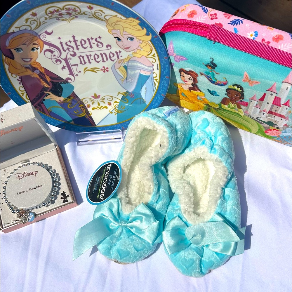 Disney Minnie Mouse Silver Bracelet and Princess Set - Picture 3 of 9